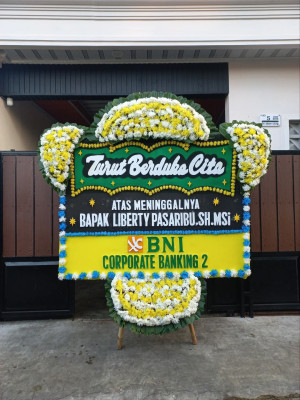 Papan Bunga Duka di Terban