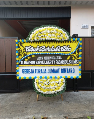 Papan Bunga Duka di Terban